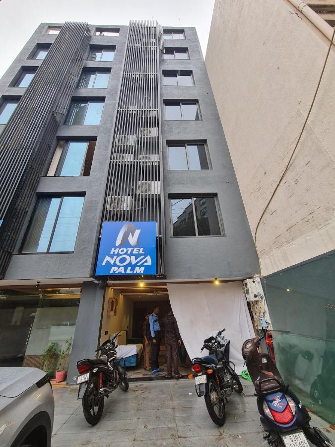 Hotel Nova Palm Rajkot Ngoại thất bức ảnh